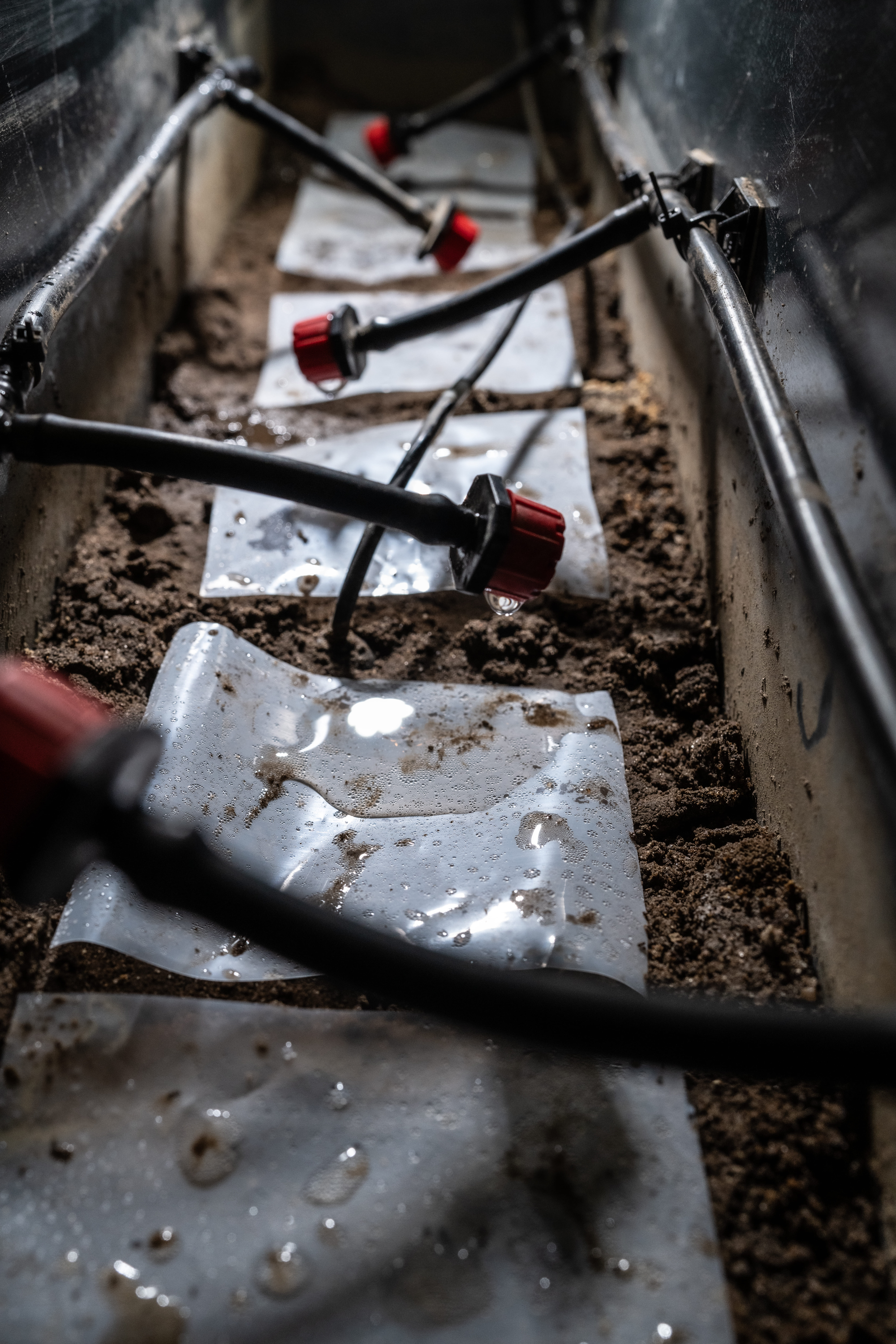 Aging and degradation testing with rain simulation