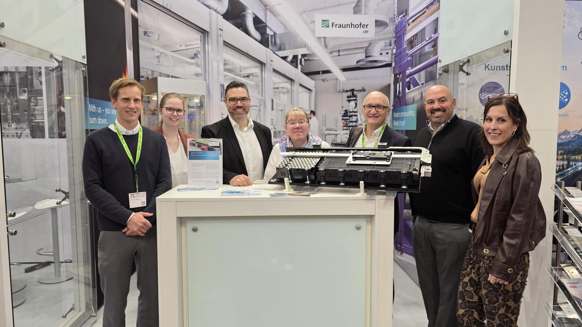 On October 14, we were pleased to welcome representatives from the Polymer Industry Cluster to Fakuma for a face-to-face exchange.